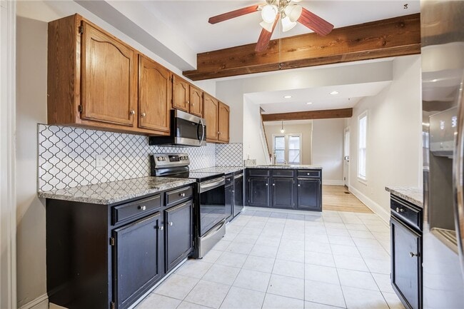 Building Photo - 1874 Blossom Rd