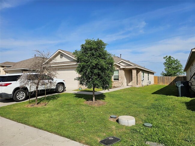 Building Photo - 3503 Batson Dr