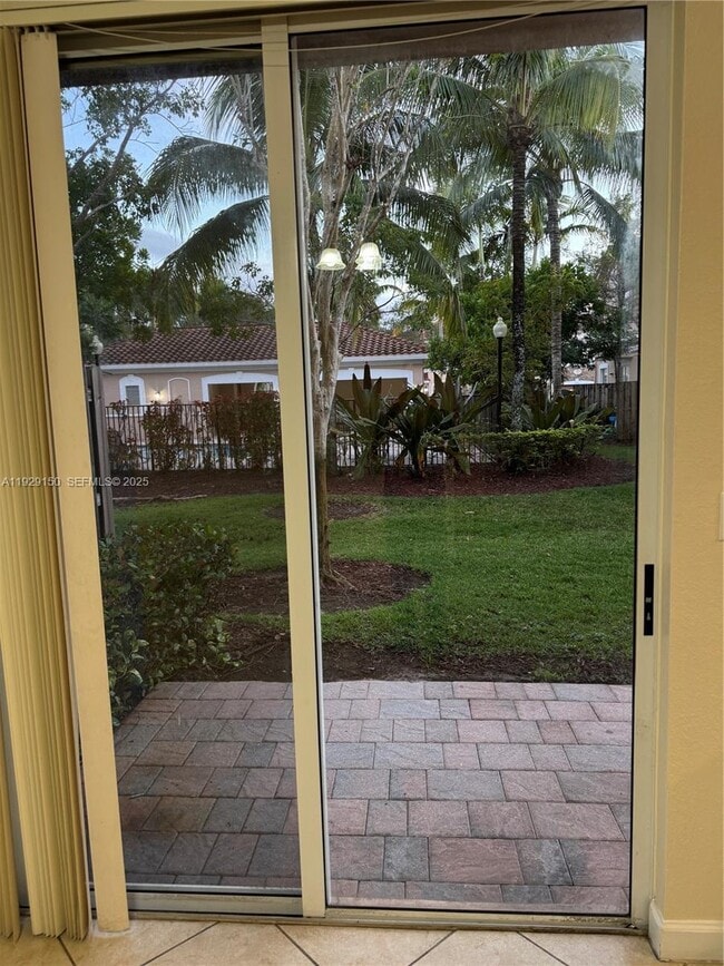 Building Photo - 12440 Emerald Creek Manor