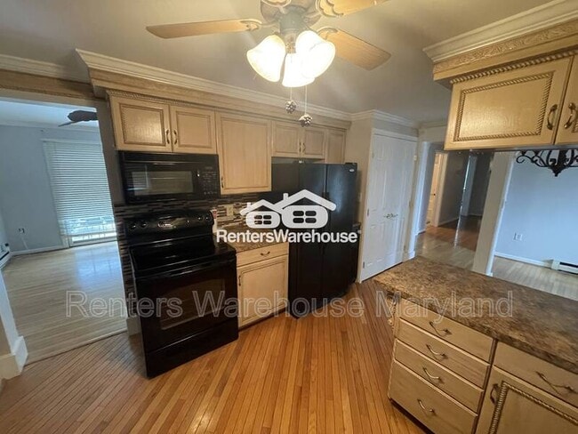 Building Photo - 2621 Fallston Rd