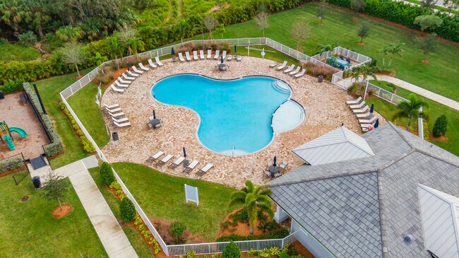 Building Photo - 10373 SW Green Turtle Ln