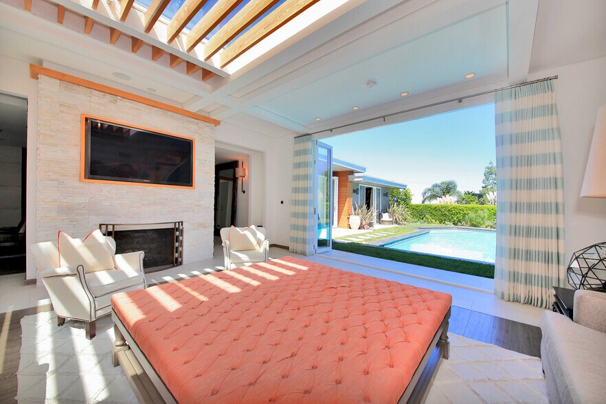 Building Photo - 3054 Elvido Dr
