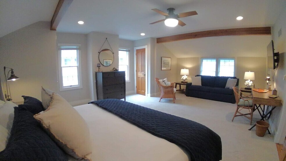 Building Photo - 2425 Waukazoo Trail