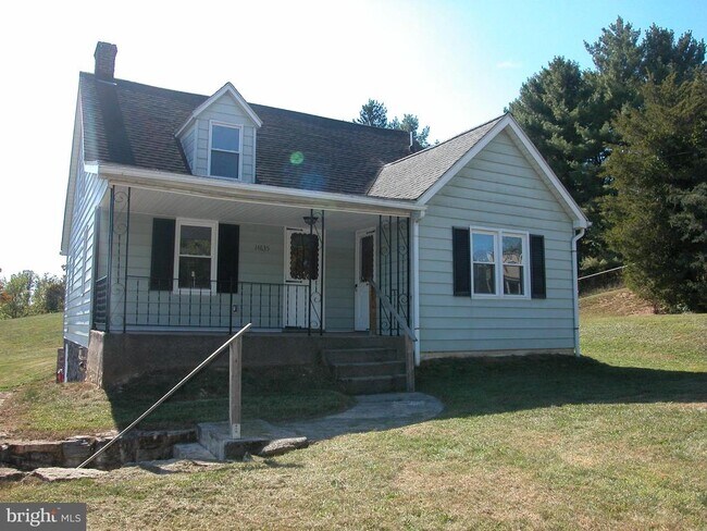 Building Photo - 14835 Clear Spring Rd