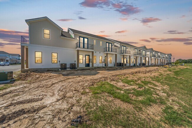Building Photo - FORE RENT IN WEST VILLAGE!