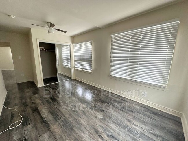 Building Photo - 8725 Dalton Ave