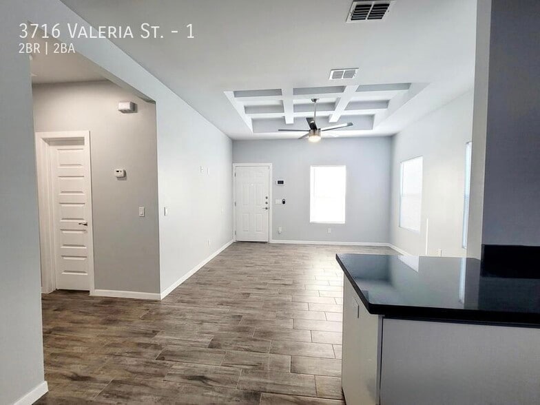 Building Photo - 3716 Valeria St