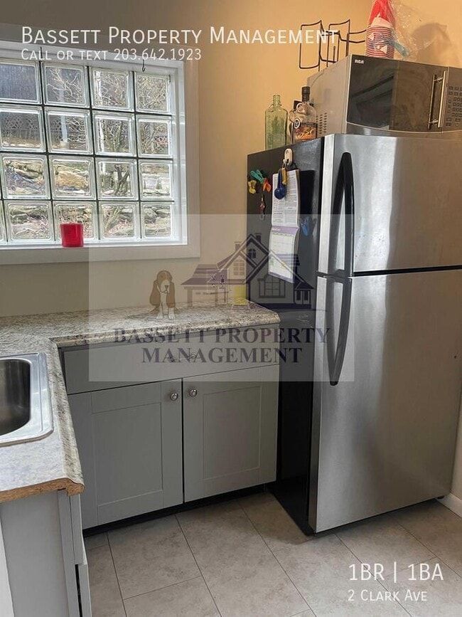 Building Photo - 2 Clark Ave