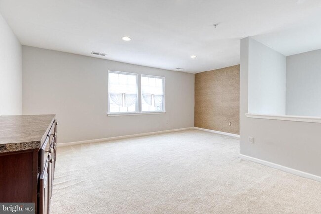 Building Photo - 9301 Paragon Way