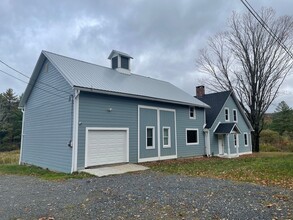 Building Photo - Private, tranquil Rental in Lenox, MA!