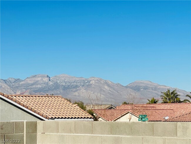 Building Photo - 7894 Lisa Marie Ct