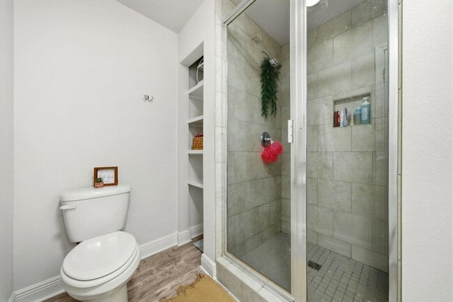 Building Photo - 25 Crossing Ln