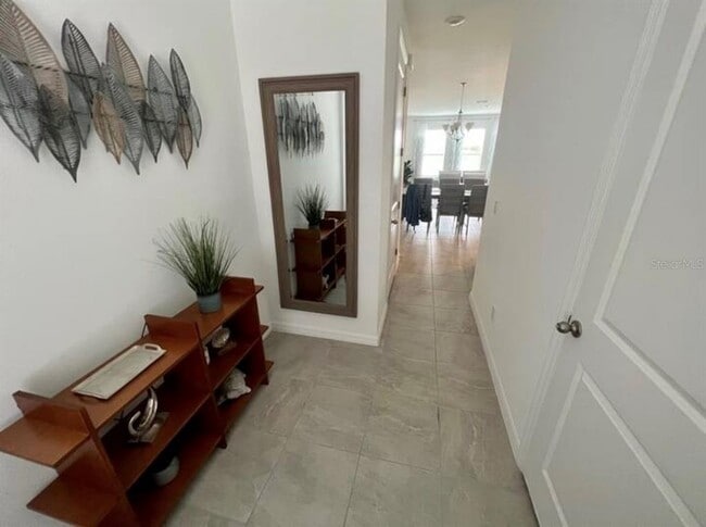 Building Photo - 1844 Sanibel Dr