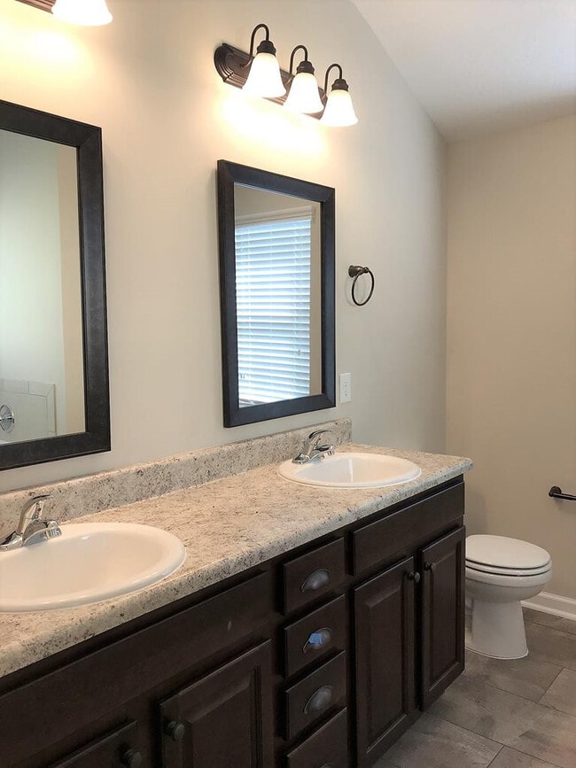 Building Photo - 5154 Copse Dr