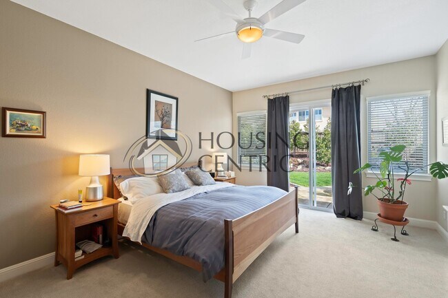 Building Photo - Executive Single Story Rental in Gated Serrano Community!