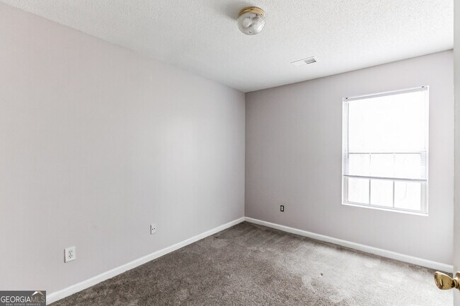 Building Photo - 3690 Brookwood Blvd