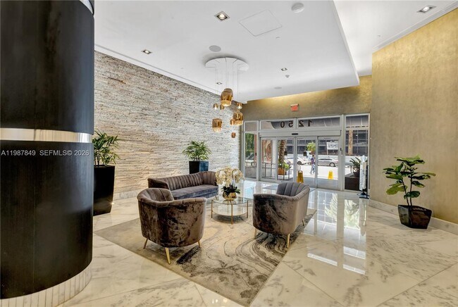 Building Photo - 1250 S Miami Ave