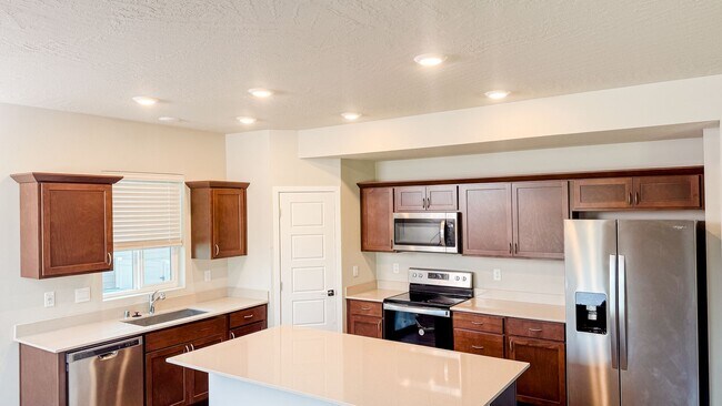 Building Photo - 5513 W Morgantown Ln
