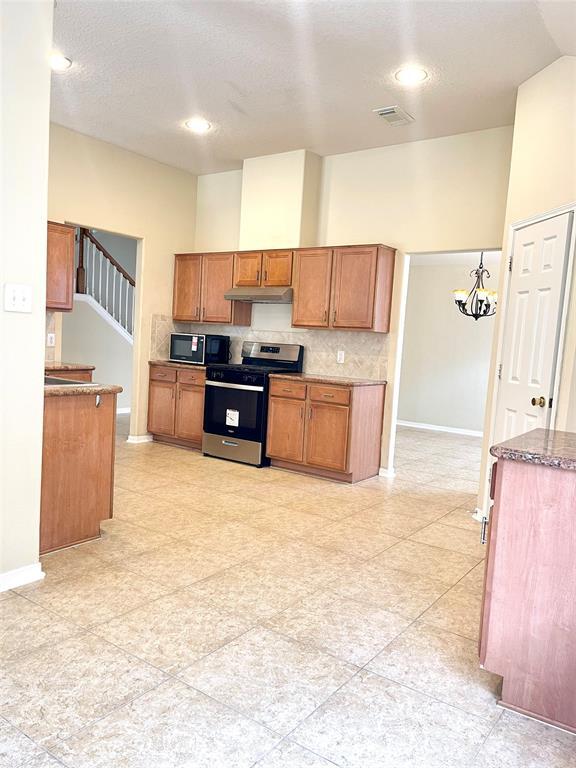 Building Photo - 20323 Upland Fair Ln