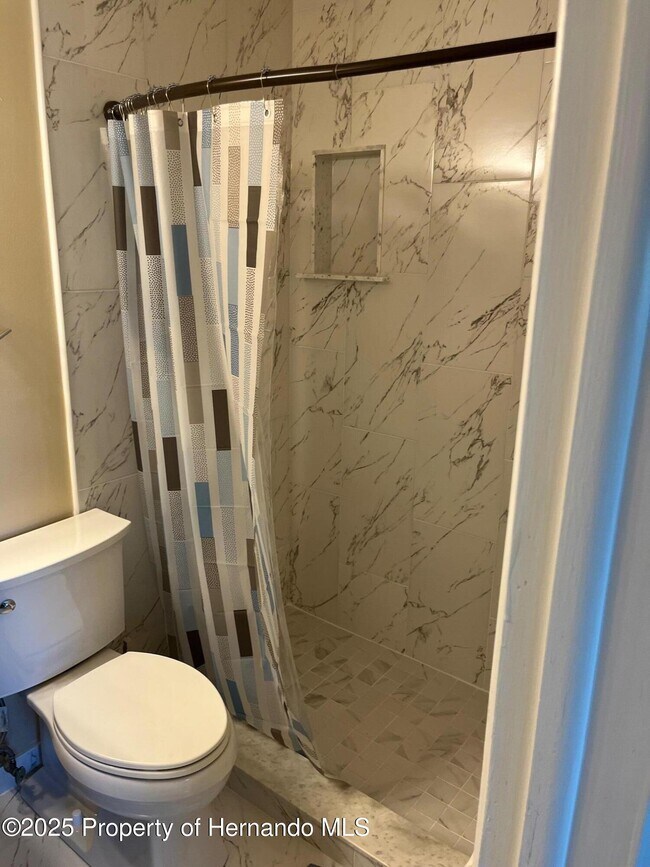 Building Photo - 12474 Drayton Dr