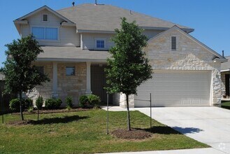 Building Photo - Spacious 4-Bedroom Home in Rancho Alto