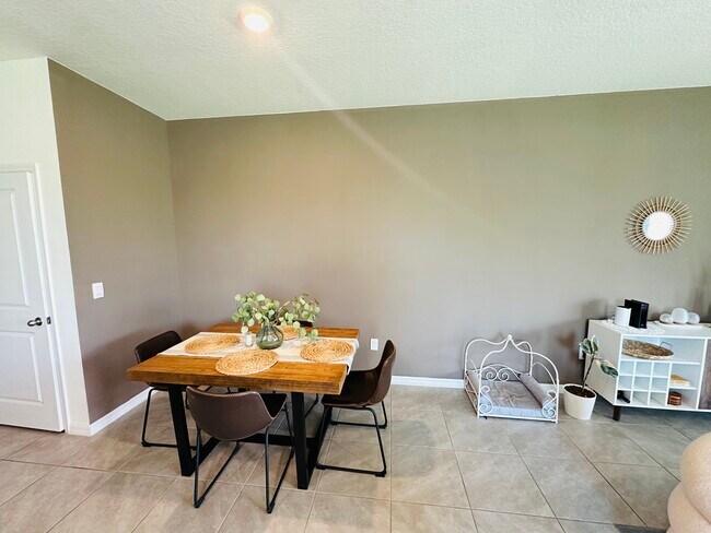 Building Photo - 194 Mangrove Shade Cir