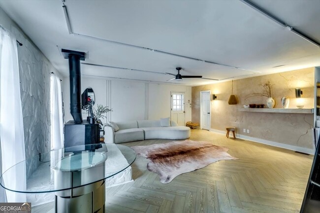 Building Photo - 193 S Kite Lake Rd