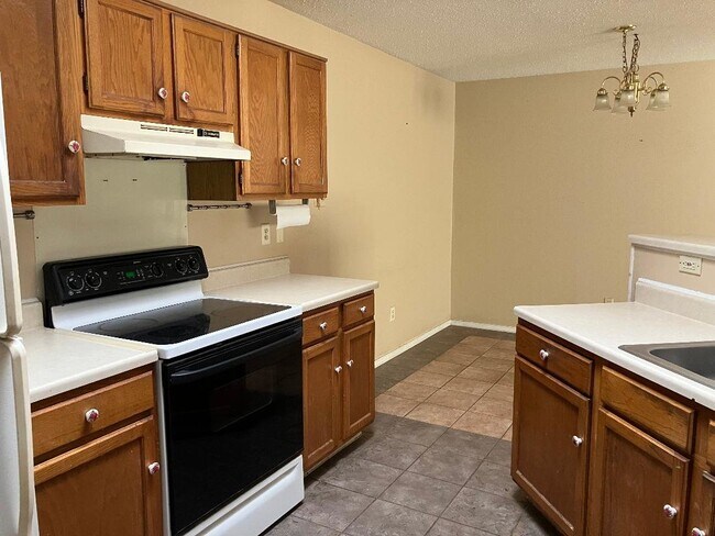 Building Photo - 11323 Jarbo Pass Dr