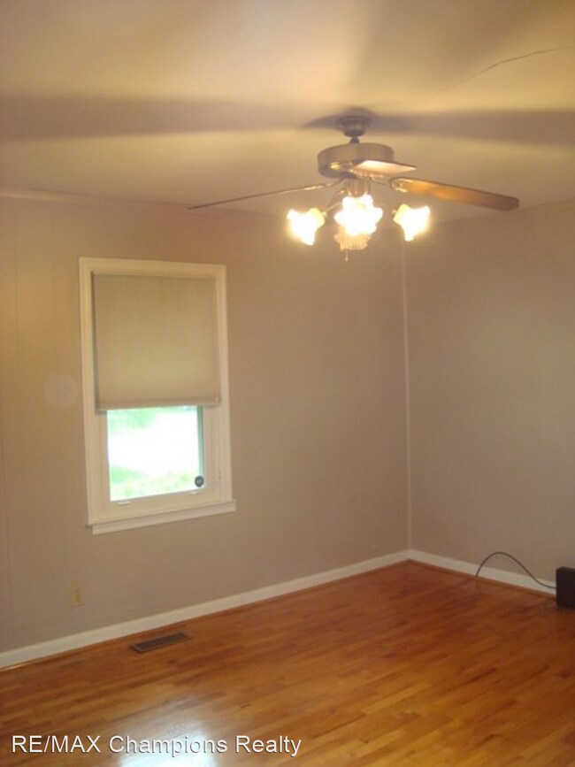 Building Photo - 3 br, 2 bath House - 5602 Morris Ave