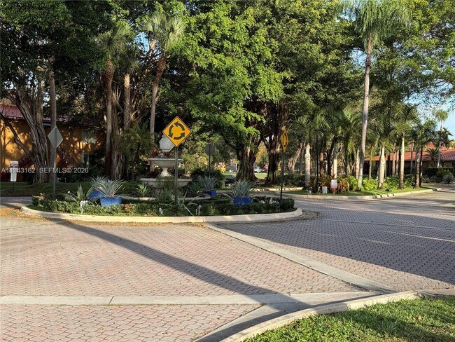 Building Photo - 10773 Cleary Blvd