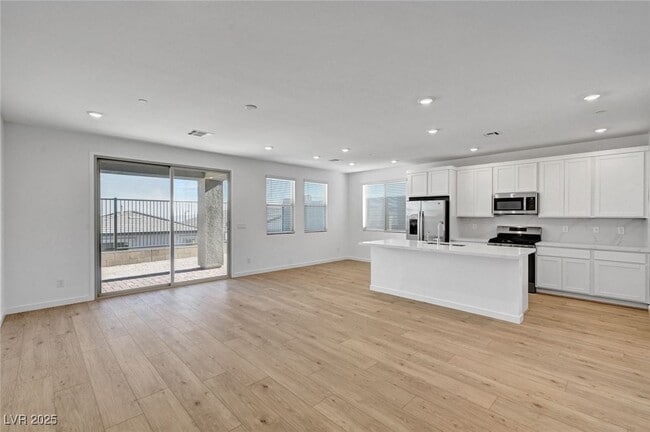 Building Photo - 1498 Marsh Bird St