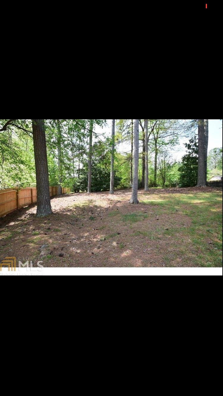 Building Photo - 1411 Glynn Oaks Dr SW