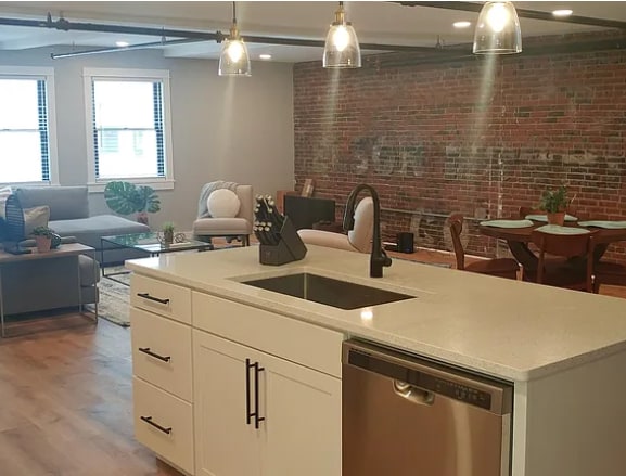 Building Photo - 438 Fore St