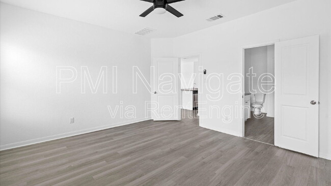 Building Photo - 7106 Trough Cv