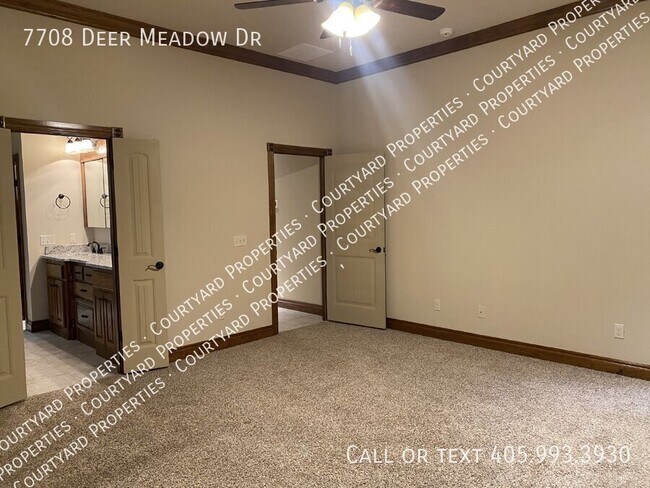 Building Photo - 7708 Deer Meadow Dr