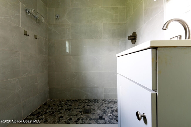 Building Photo - 356 Vesta Cir