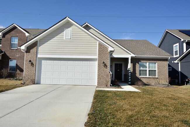 Primary Photo - 7084 English Oak Dr