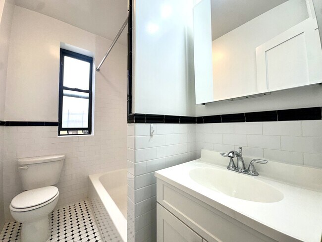 Floorplan - 105 Pinehurst Avenue