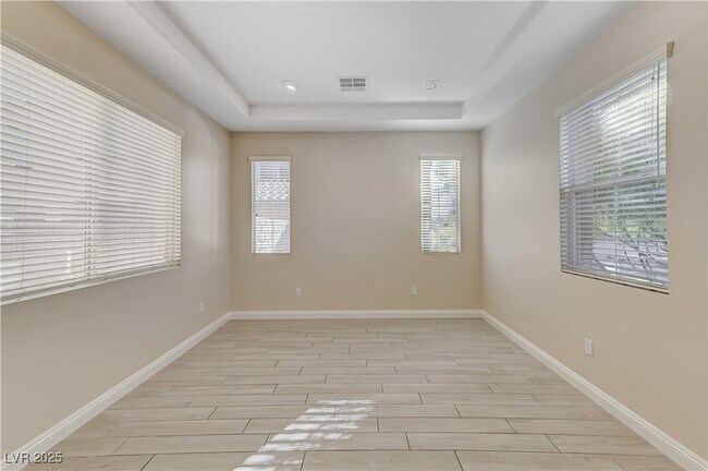Building Photo - 536 Puenta Del Rey St