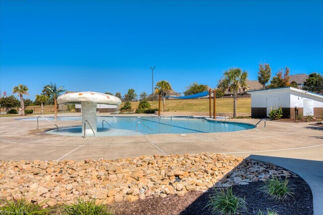 Building Photo - 542 Oconee Cir