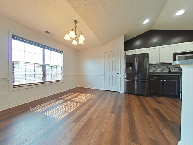 Building Photo - 5841 Blue Sky Ln