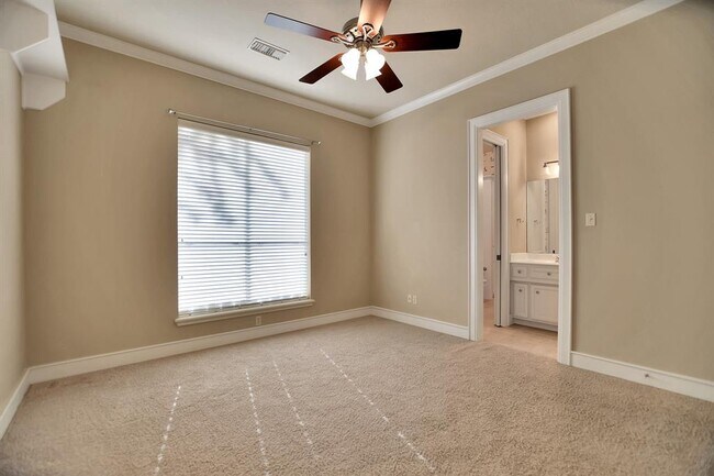 Building Photo - 6615 Butler Oaks Ct