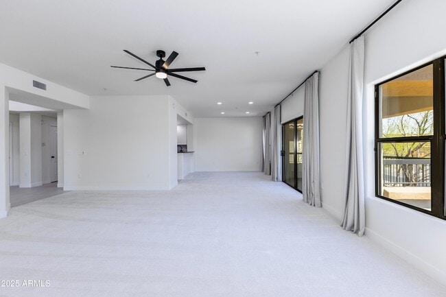 Building Photo - 21320 N 56th St