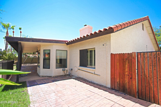 Building Photo - 10575 E Mission Ln