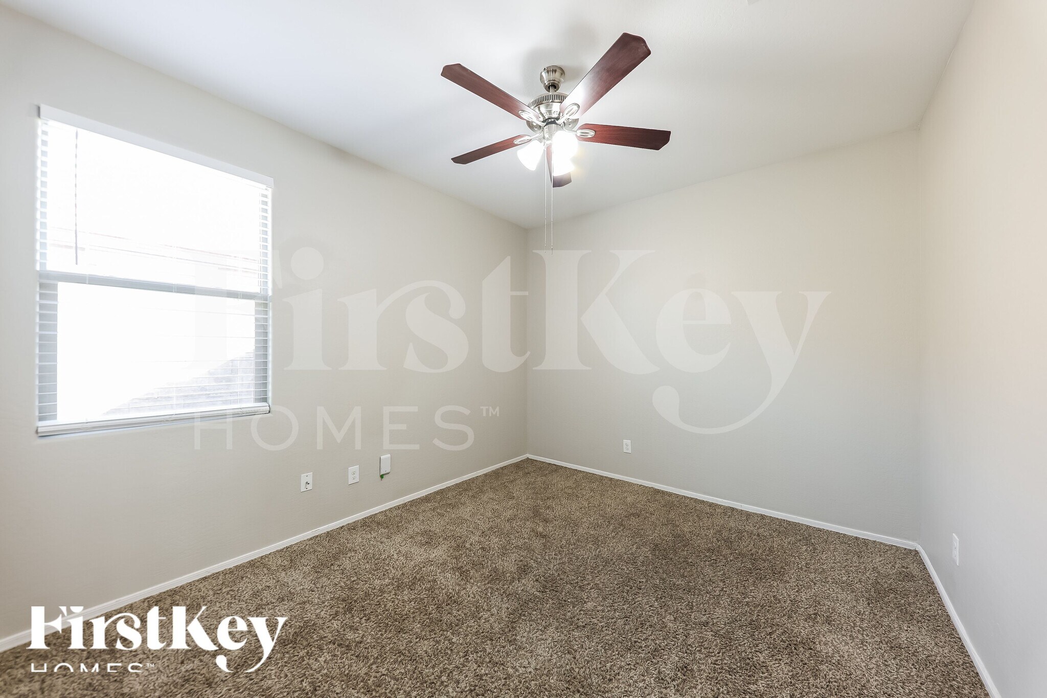 Building Photo - 4936 S 238th Ln