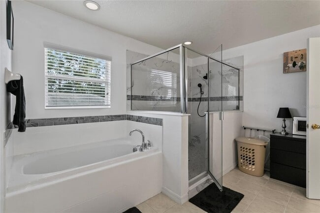Building Photo - 913 Dorset Pl