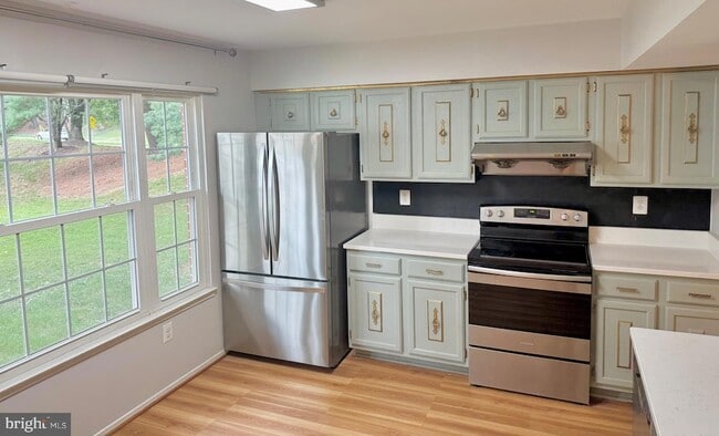 Building Photo - 15939 Yukon Ln
