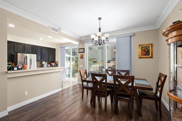 Building Photo - 2259 Lago Ventana