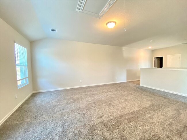 Building Photo - 1800 Canyon Ln