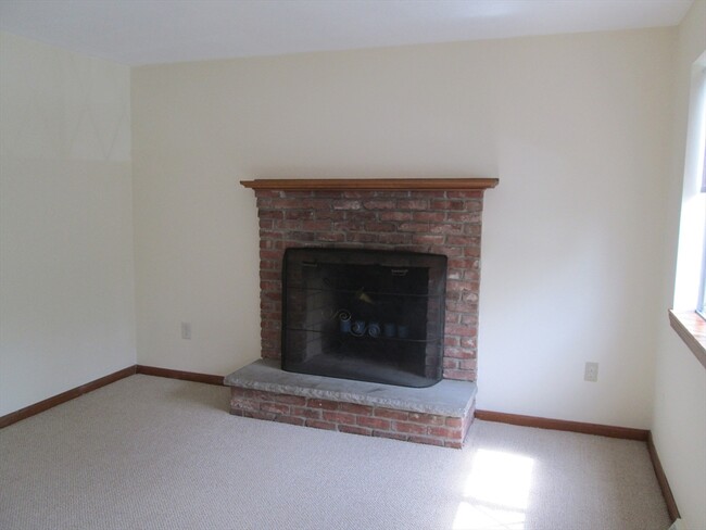 Primary Photo - 108 Clark St